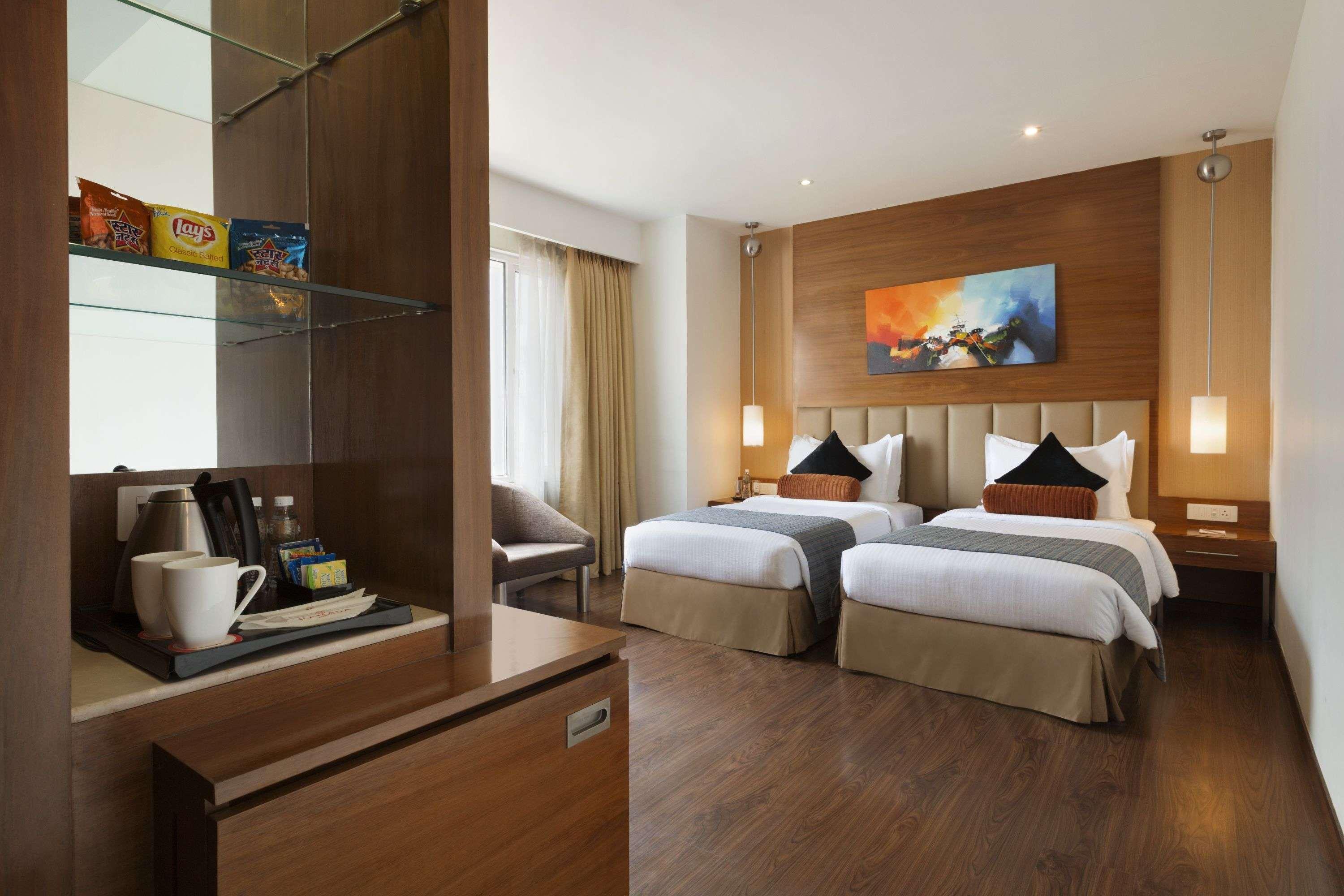 Ramada Ahmedabad Exterior foto