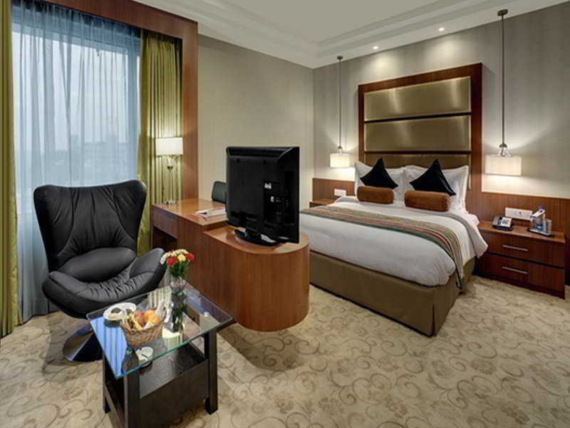 Ramada Ahmedabad Exterior foto